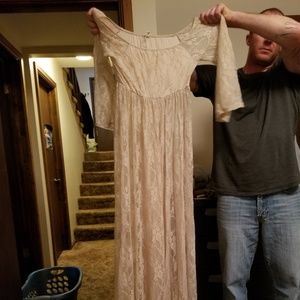 Maternity dress for photos